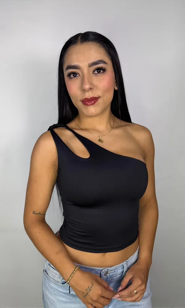 Top Aries Negro
