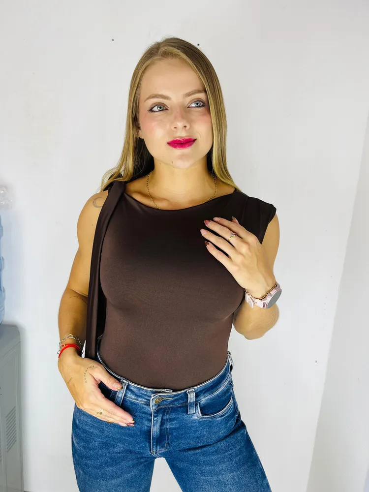 Body Brianna Cafe