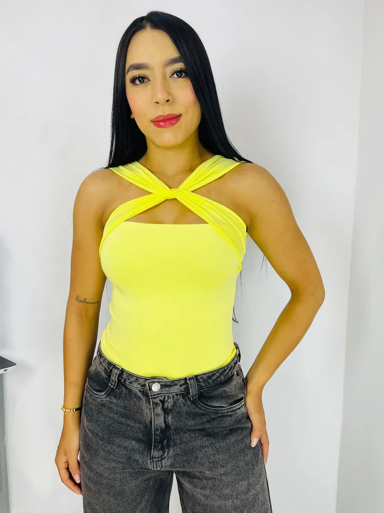 Body Juanita Amarillo