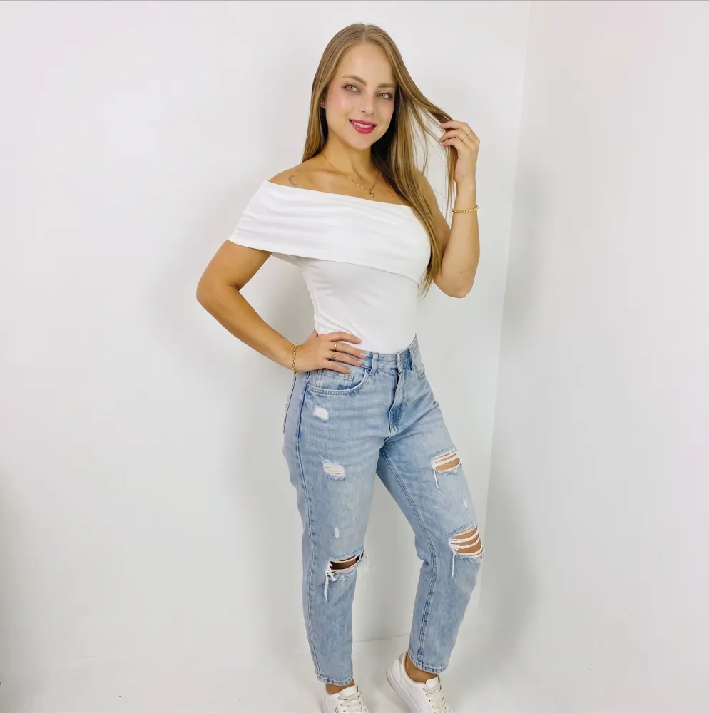 Body Mikaela Blanco